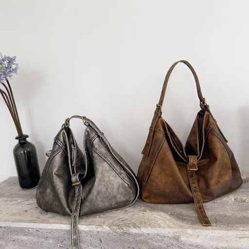 Title 3, Casual Large Capacity Shoulder Crossbody Belt B...