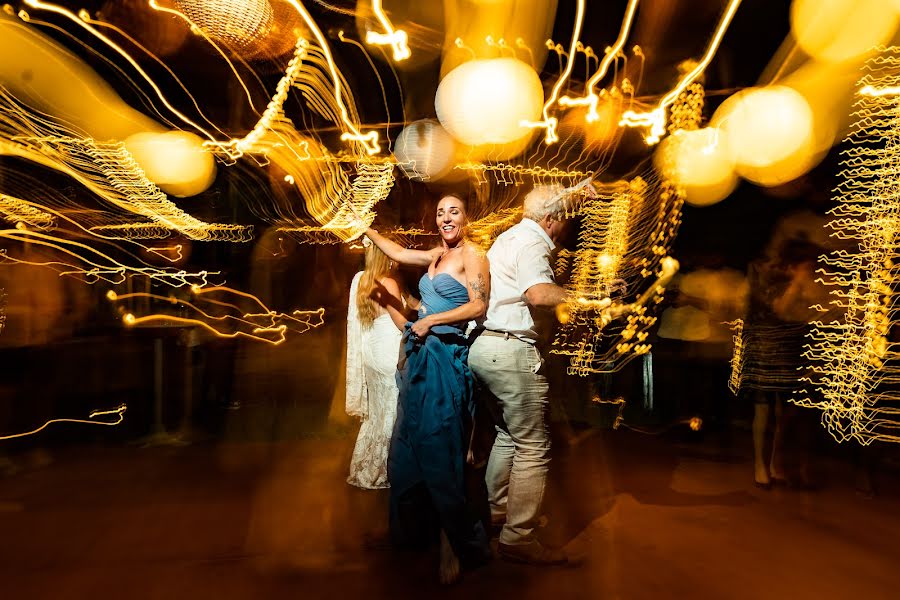 Fotógrafo de casamento Geeshan Bandara (geeshan). Foto de 17 de janeiro 2023