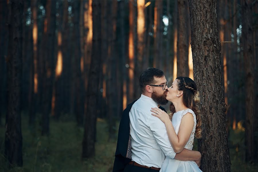 Fotógrafo de casamento Lea Záborská Máriássy (fotkalm). Foto de 13 de março 2020