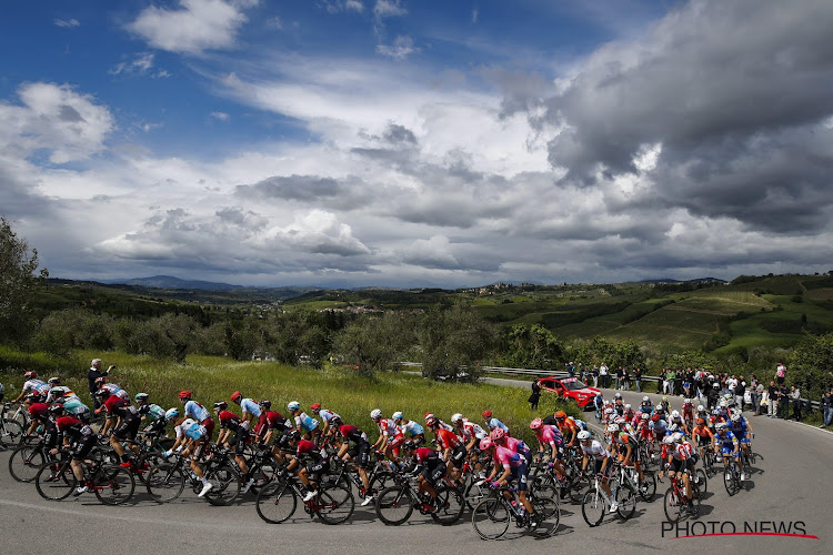 Mooi van het peloton! Al het prijzengeld van 19de etappe Giro gaat naar slachtoffers kabelbaanaccident