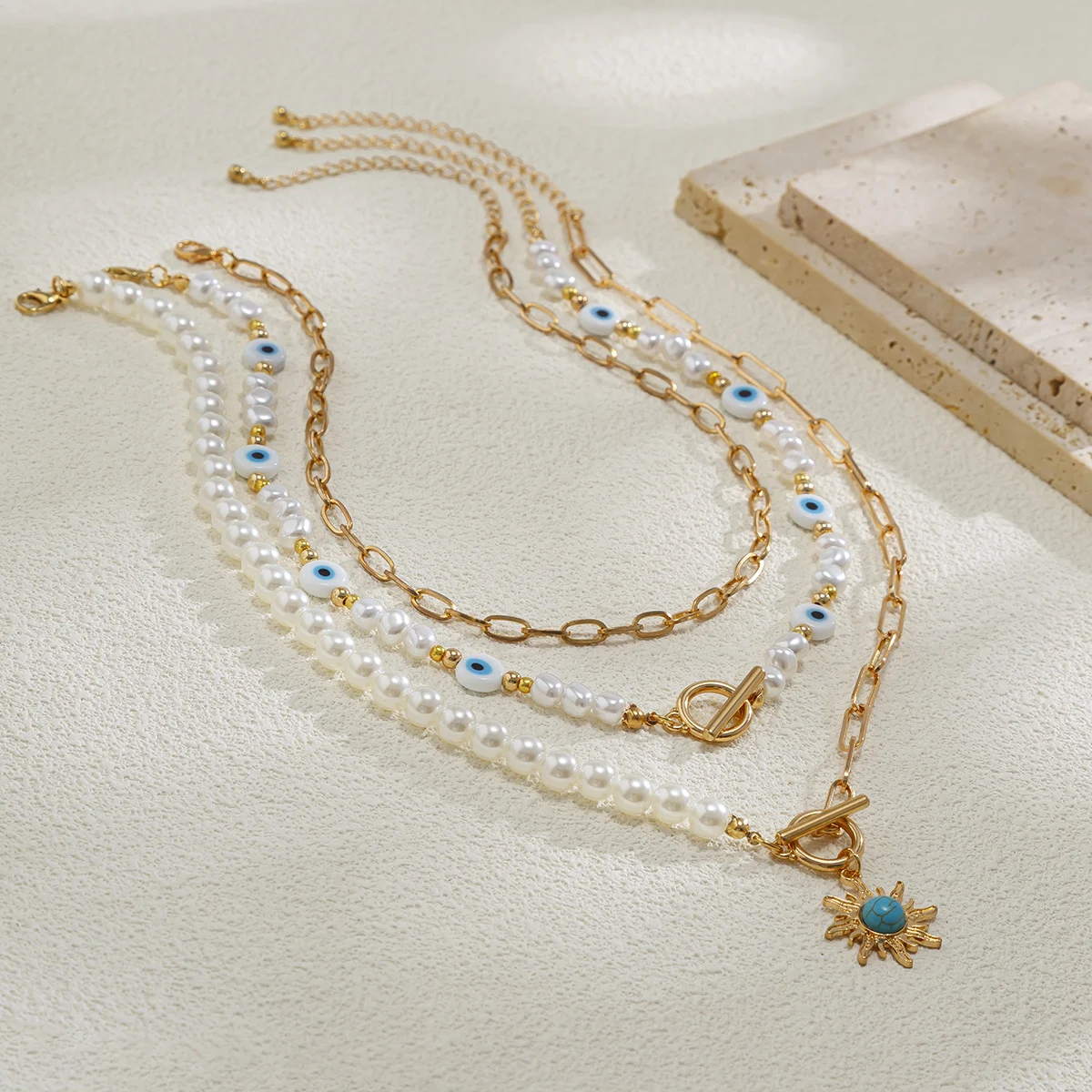 Title 27, Collier de perles de forme spéciale style ethni...
