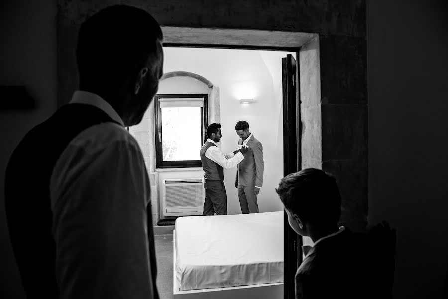 Fotografo di matrimoni Emiliano Tumino (emilianotumino). Foto del 26 ottobre 2019