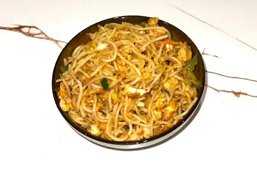 Chicken Burnt Garlic Noodle