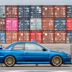 インプレッサ WRX GC8