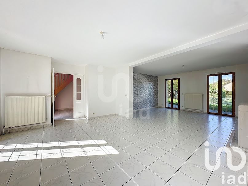 Vente maison 6 pièces 192 m² à Chevannes (89240), 289 000 €
