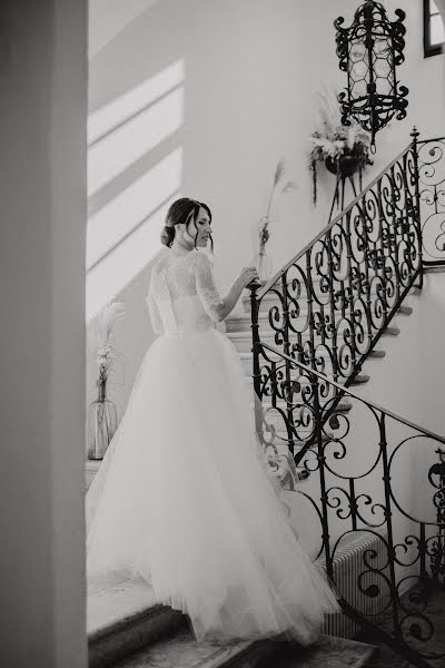 Wedding photographer Roberto Frignani (gli-imbucati). Photo of 27 September 2023