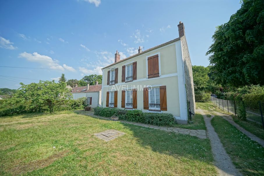 Vente maison 4 pièces 108 m² à La Queue-les-Yvelines (78940), 397 000 €