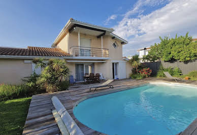 House with pool and terrace 1