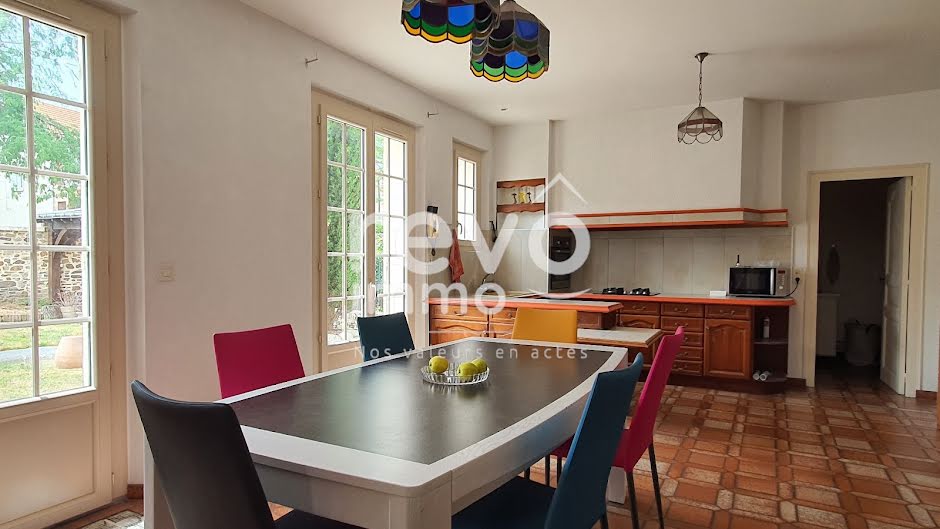 Vente maison 11 pièces 412 m² à Chalonnes-sur-Loire (49290), 499 000 €