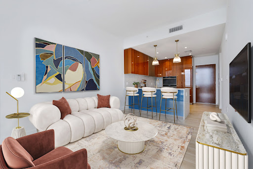 Apartment with pool 2