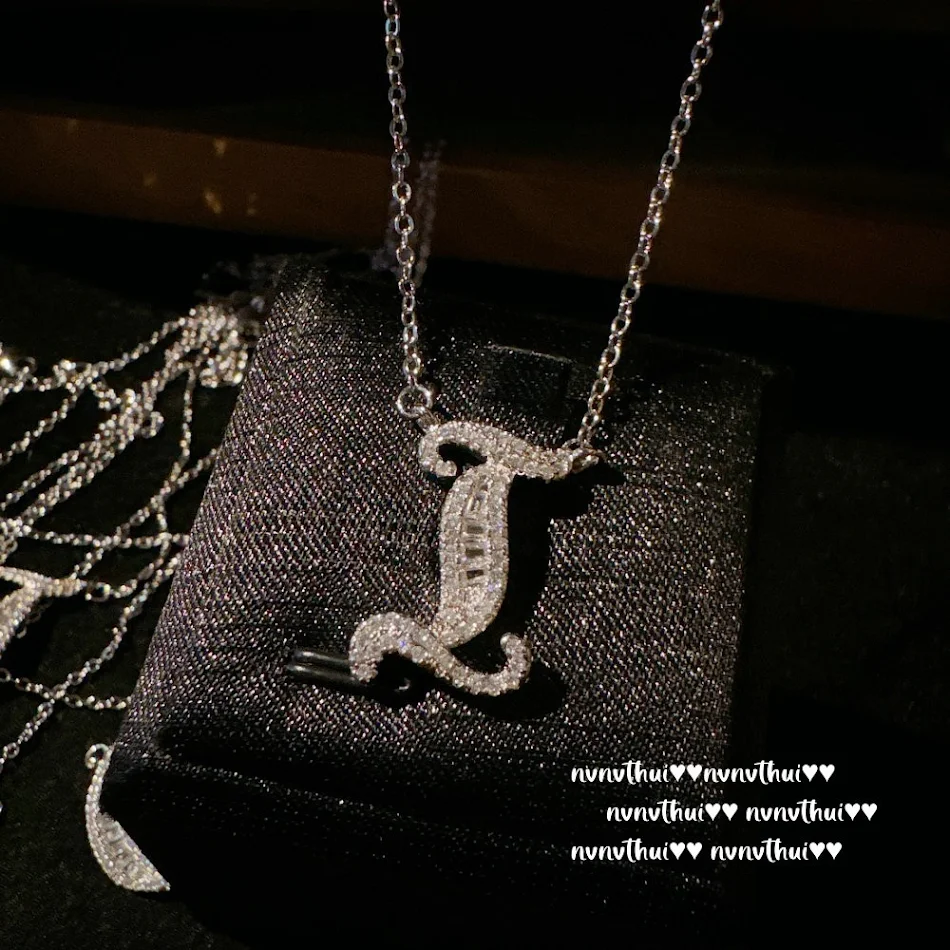Collier scintillant avec gemmes de sucre en forme de cube, plaqué or 18 carats, 26 lettres, bijou personnalisé.