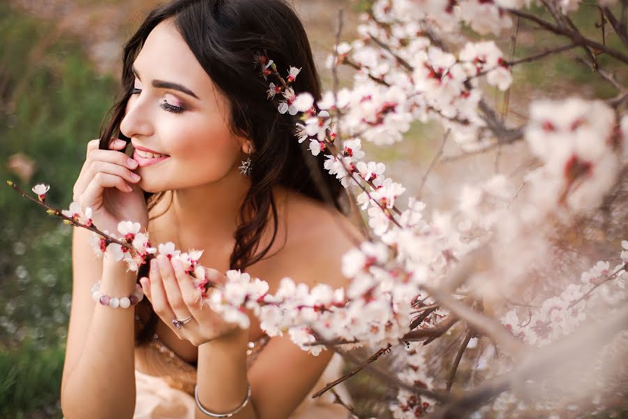 Wedding photographer Anastasiya Mokra (anastasiyamokra). Photo of 23 April 2018