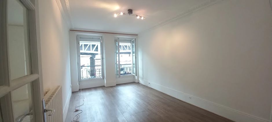 Vente appartement 2 pièces 42.18 m² à Paris 10ème (75010), 290 000 €