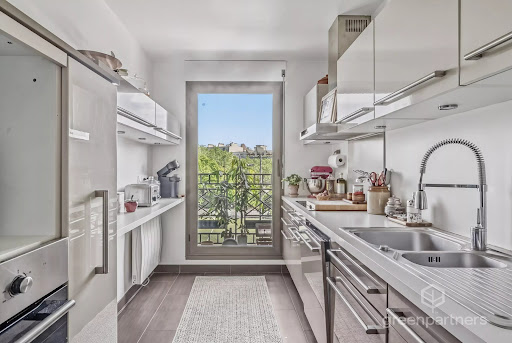 Apartment 3
