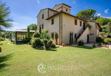 Villa avec piscine et jardin 4