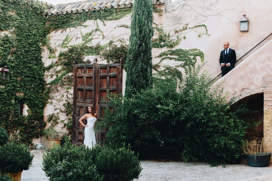 Fotógrafo de casamento Victoria Bee (victoriabee). Foto de 16 de janeiro 2019