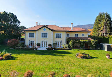 House with terrace 3