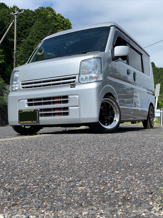 エブリイバンの小細工芸・休日の楽しみ方・低そうで低くない少し低い車に関するカスタム事例の投稿画像3枚目