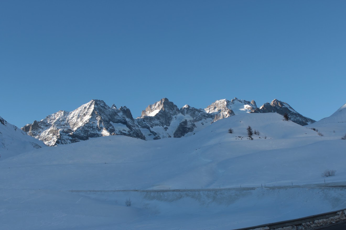 Col du lautaret bis, mais le mardi matin.. 4okB0BLN8VUmvZ--IMtCUEGC_soiGaGVD88btHHPQ2cHtPi1WKCnDGtmbPV-zbD7O0CIgd1JuAYciskENnqQmcxE72Dr0MIYD6rReVf6TJ6tmCuIliKydikKG8mXZfmnNt1PAQD1H5CJeRYRvHrASJokdhgZh3Wg-vFad4ySSCarUrvxNRE2ffCkThfJa1n-TiGkbMYH6zu--eoQNw9yuxMFAhaQgsqpM59XirX5MlErKhpeGEcc9CMSwESo9GHdLT-UtkPblIg5il_LzG-ws9G-3D7Q4LZ8lQVNaevLTD2zu_3B9saVsN2AS2z1UbzGoBkHKiAK71UYDNJLH9w_11LaOLMxz9vHvaVLtPAaB63x-cqc8fq95Kn2AwmVg4wwh35Jmf_7fmEJK4PDQD7qB5vlzXZ41z7kH4RXNmnNMudMqhRCDuq0s0WS4XAZn1uGnahYnVjPfwjn53xkBvXWXfREOuMMLSmTCMzwh_FOf5Mxmr3Aovkz6GuAaYuc1uLMDMly3QKZHm8pF5lmBf5npqXCZX6E1Kwer-azjk0nasYP_B3nBxhtFmBquw_LLvR2e81tTD3K_gs8G5VaqXzvfpg6iuKkH1DbbttgFxdDIK598dnIwVK0bwe1uBp2oluxLGO9CwmAy16ptsYoOMCYKPcWTKIiZSLYSLobnHcjLnM=w1320-h880-no