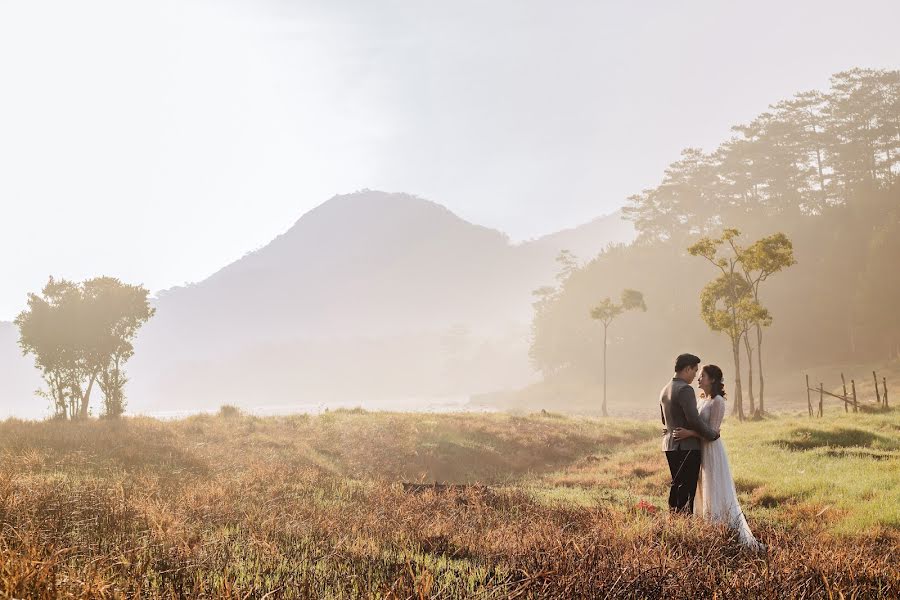 Wedding photographer Nguyen Thanh Tu (nanoray). Photo of 25 August 2020