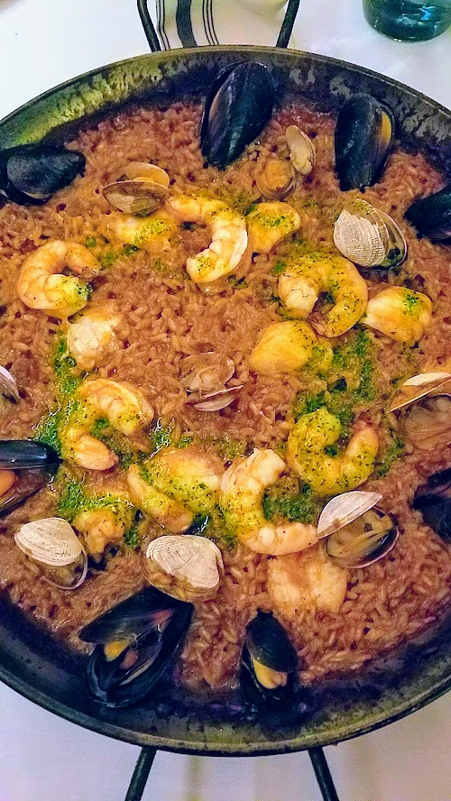 Can Font paella - Paella de Peix with Fish of the Day (Oregon Rockfish during my visit), Clams, Mussels, Shrimp, and Picada