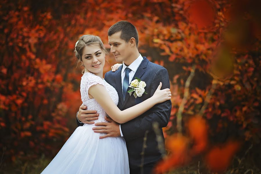 Fotógrafo de casamento Yuriy Golubev (photographer26). Foto de 21 de outubro 2017