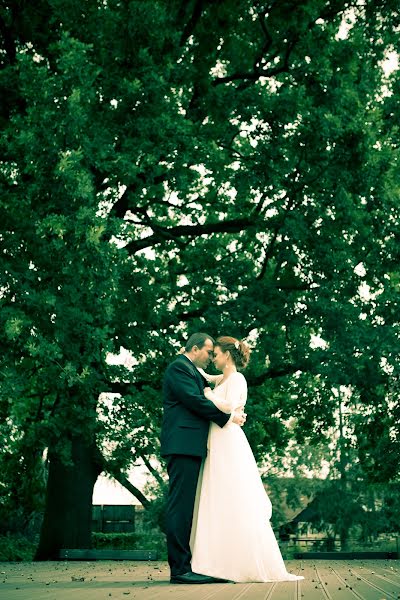 Fotografo di matrimoni Pavel Ovsík (ovsk). Foto del 24 aprile 2015