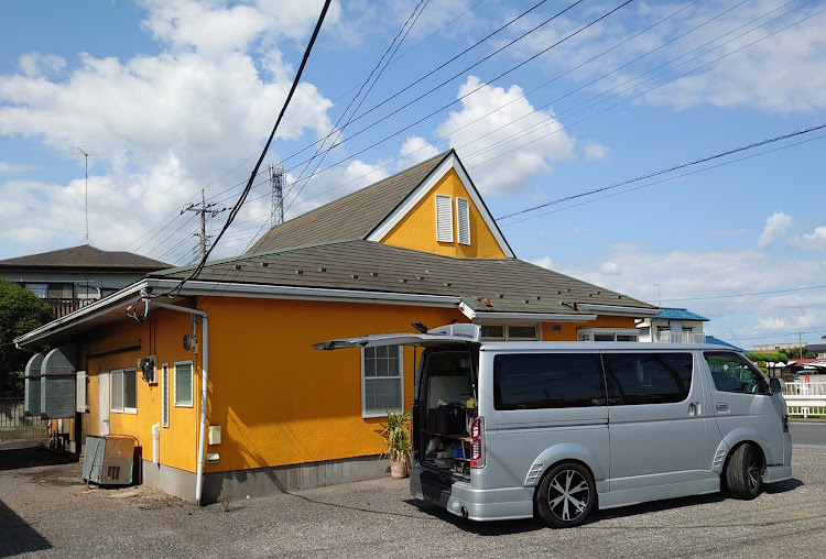 ハイエースバンのハイエース・三郷・サラダセブン・越後製菓に関するカスタム事例の投稿画像1枚目
