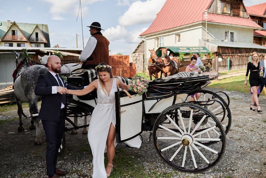 Fotógrafo de casamento Grzegorz Satoła (grzegorzsatola). Foto de 28 de março 2022