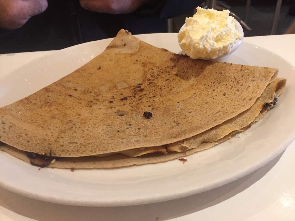 GF nutella crepe