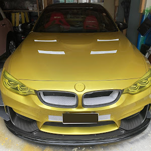 M4 クーペ