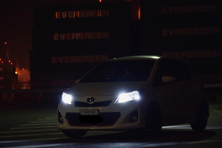 ヴィッツの毎日洗車・梅雨入り前に行きたかった場所・一眼レフのある生活に関するカスタム事例の投稿画像3枚目