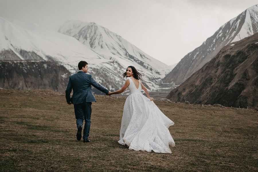 Hochzeitsfotograf Anna Khomutova (khomutova). Foto vom 18. Juni 2019