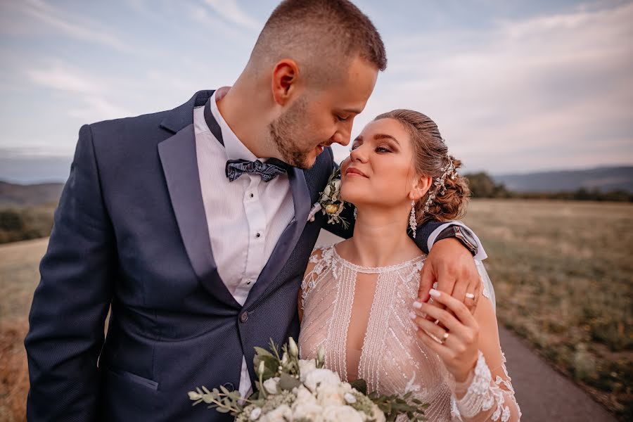 Photographe de mariage Vlado Tvardzík (vladotvardzik). Photo du 23 novembre 2022