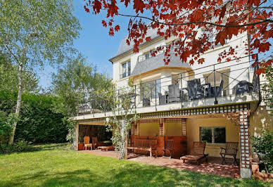 Maison avec terrasse 1