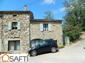 maison à Saint-Maurice-en-Chalencon (07)