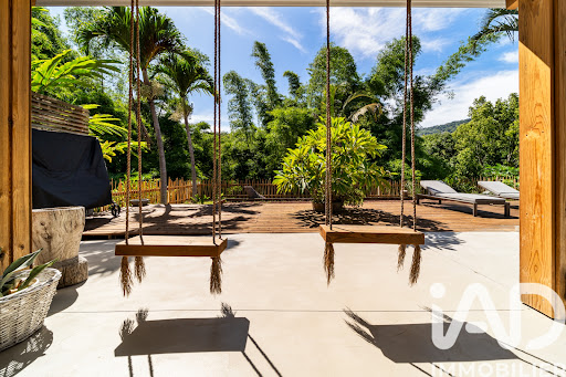 Maison contemporaine avec jardin et terrasse 2