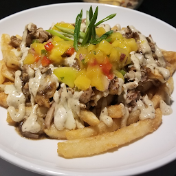 Loaded Jerk Chicken Poutine