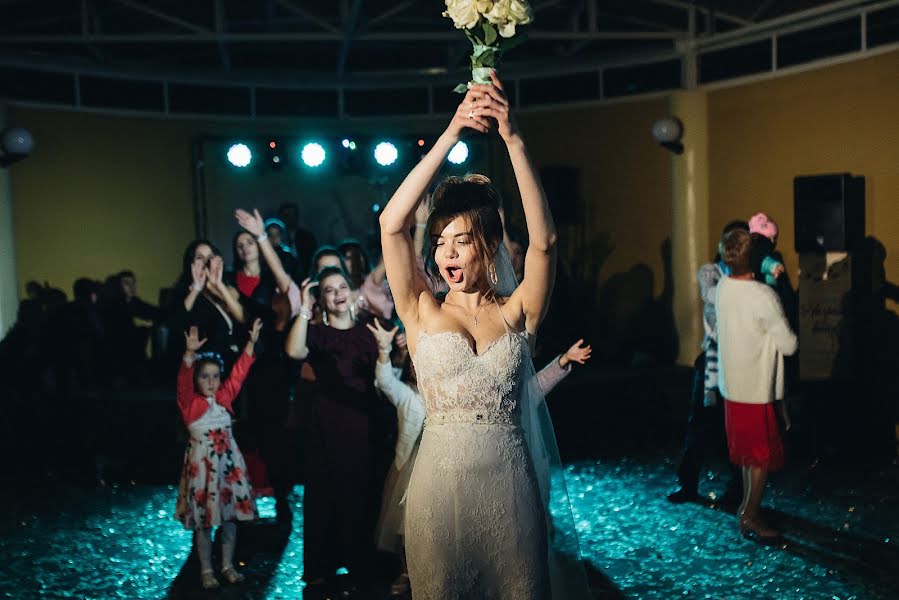 Fotografo di matrimoni Mikola Cimbalyuk (mikolacimbal). Foto del 15 gennaio 2019