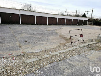 parking à Joigny (89)