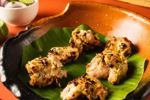 Chicken Tikka [6 Pieces, Serves 1]