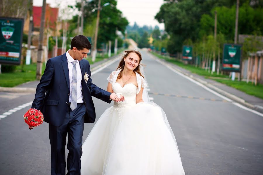 Wedding photographer Sergey Kalinin (kalinin). Photo of 16 February 2014