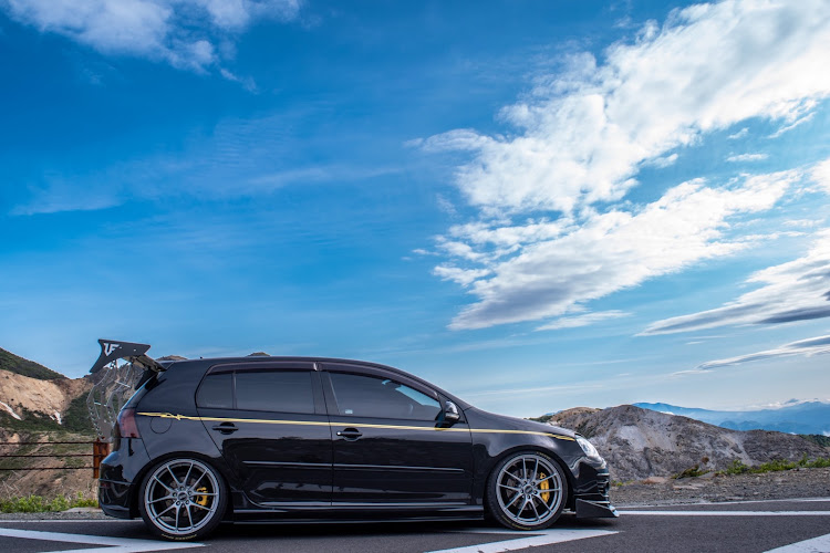ゴルフ 5 GTIの愛車のある風景・磐梯吾妻スカイライン・天空ドライブ・写活ドライブ・朝日を浴びて🌅に関するカスタム事例の投稿画像5枚目