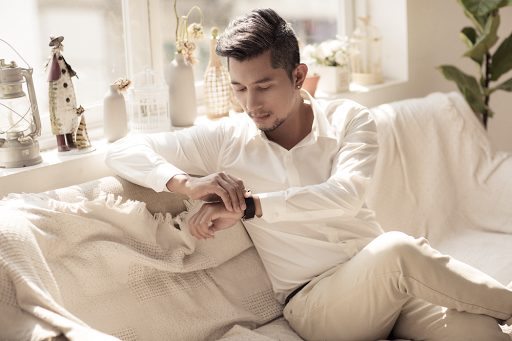 Đánh liều sửa cả khuôn mặt ở tuổi 37, Lương Bằng Quang đã thu về cái kết mỹ mãn
