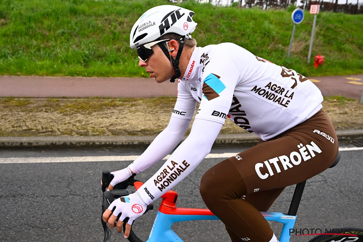 Benoît Cosnefroy heeft geen schrik van de Grote Drie: "Kijk maar naar Mathieu van der Poel in de Amstel Gold Race van vorig jaar"