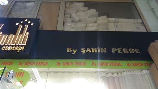 By Şahin Perde