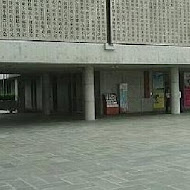 二泉湖畔咖啡館