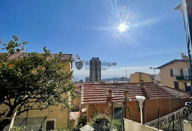 Apartment with terrace 18