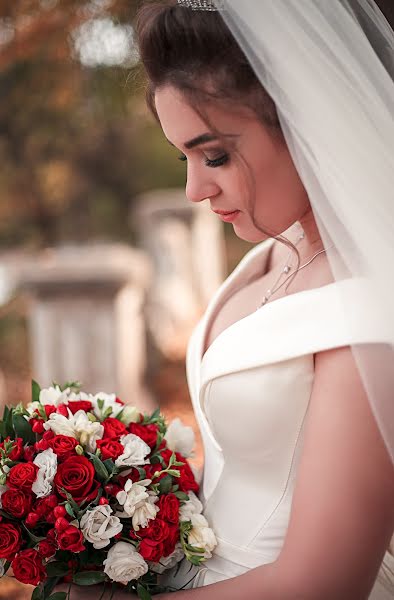 Fotógrafo de casamento Yanina Sirenko (janinsirenko). Foto de 8 de março 2019