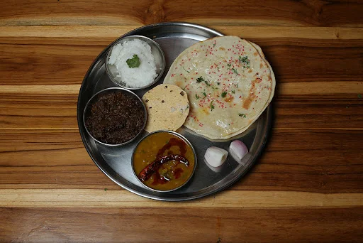 Vajari Thali